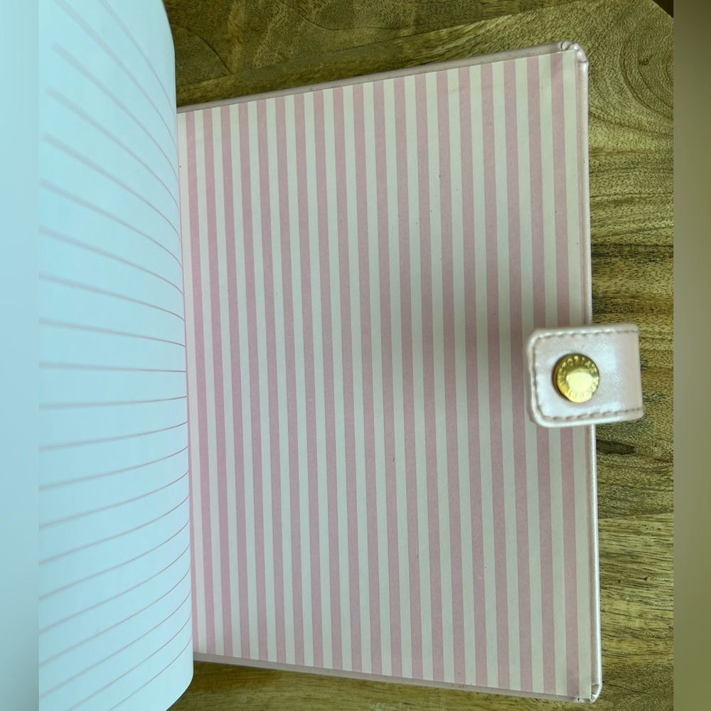 Victoria's Secret Light Pink Embossed Journal Vintage EUC - Picture 7 of 10